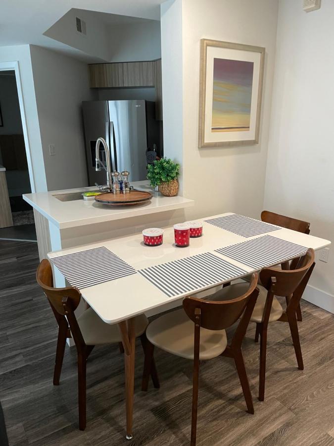 Lovely 2/2 Apartment In Heart Of Santa Monica With Free Parking Los Angeles Luaran gambar